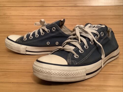 Converse Vintage Fabriqué aux États-Unis, bleu avec garniture blanche, taille 7 - Photo 1/12