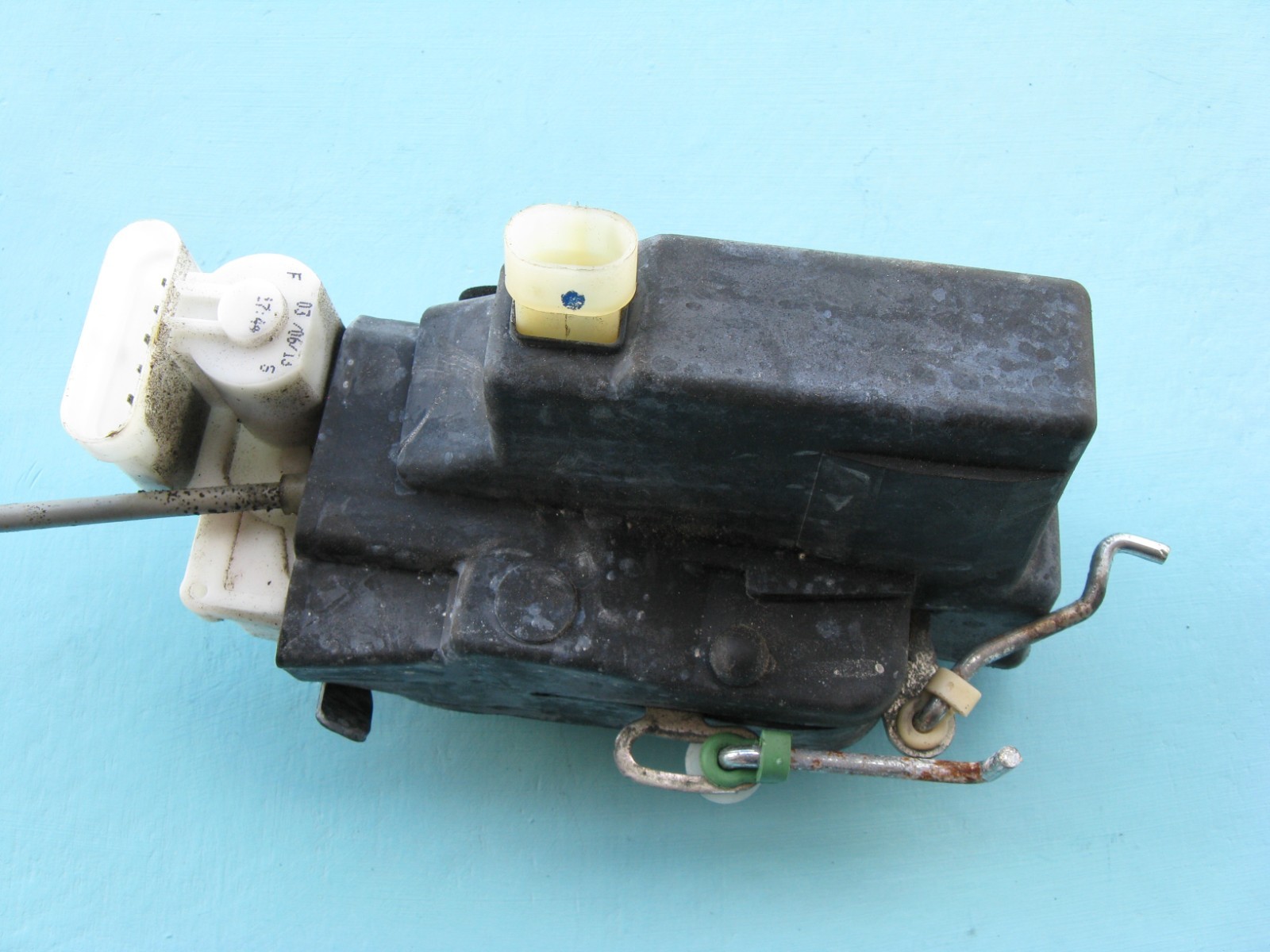 Maserati GranTurismo 2010-2019 Front Door latch