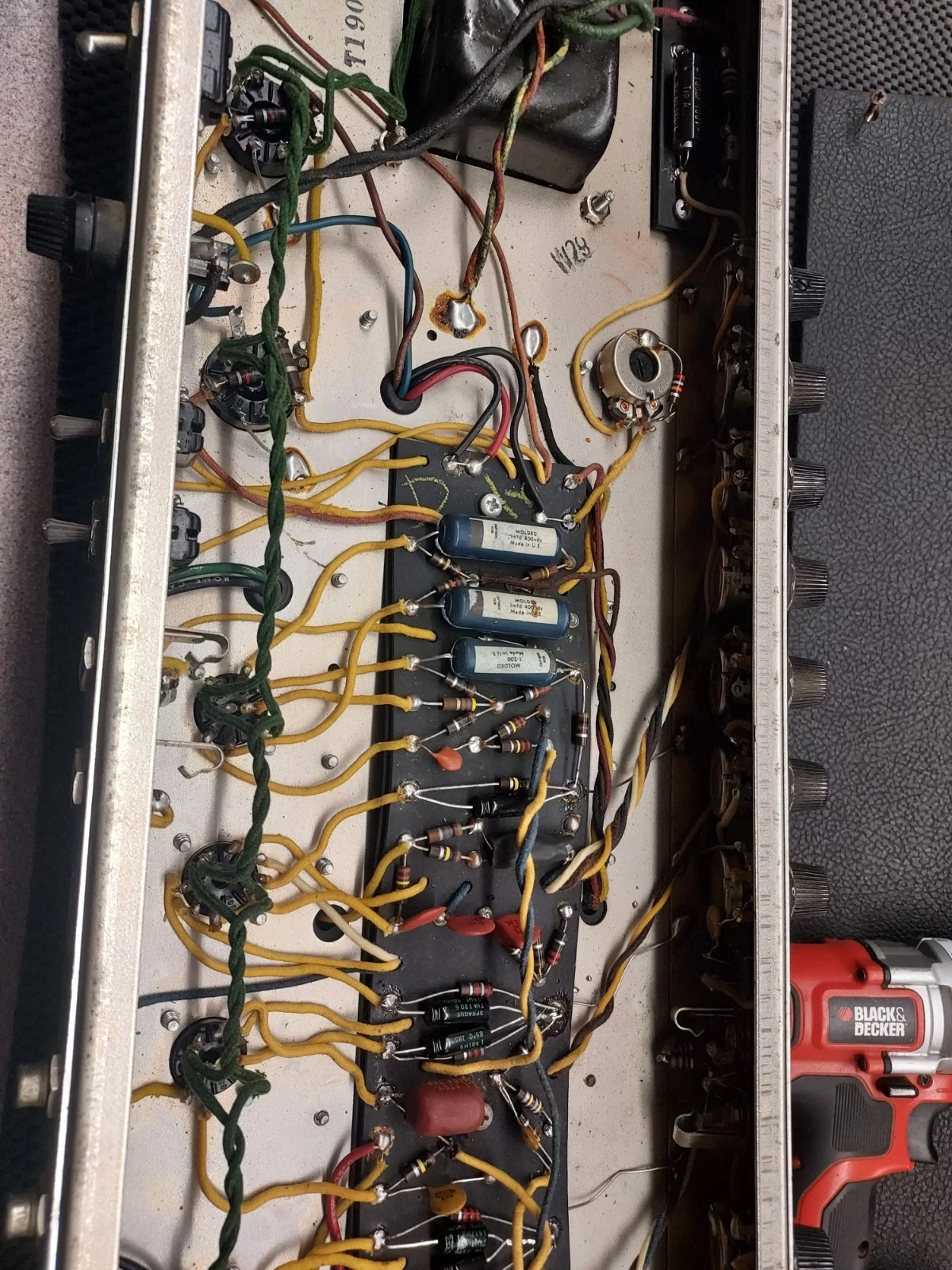 Picture 18 of 24