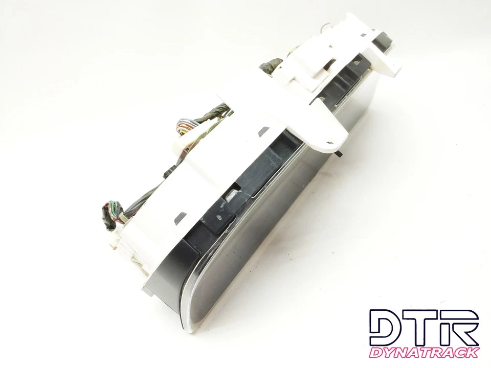 Nissan Frontier 1998-1999 Instrument Gauge Cluster OEM K11631-3S500 - Изображение 2 из 4