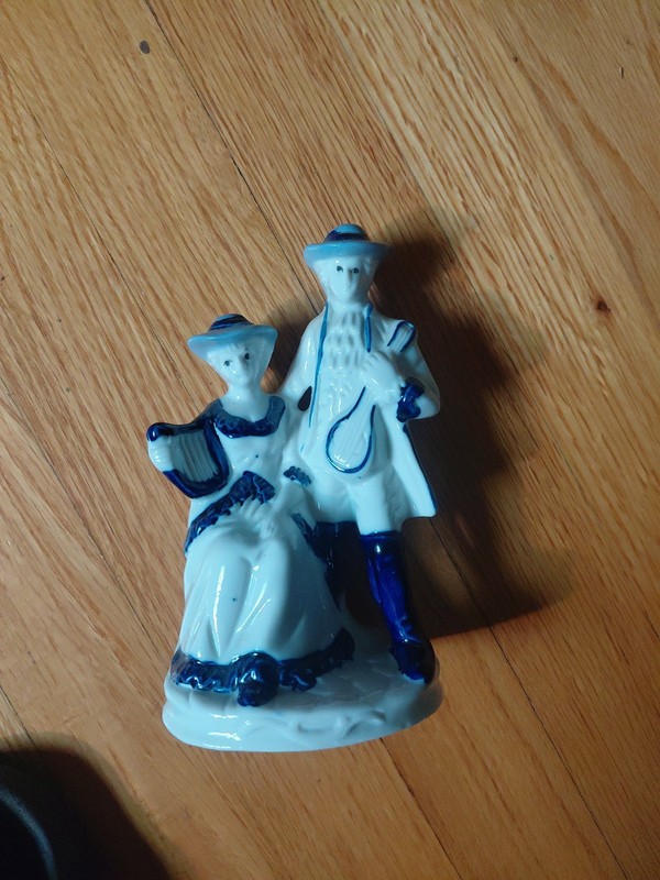 Vintage Blue and White Colonial Musical Couple Figurines Porcelain