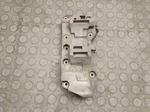 BMW X3 F25 2011 Halterung Lichtmaschine 8506863 Diesel 135kW