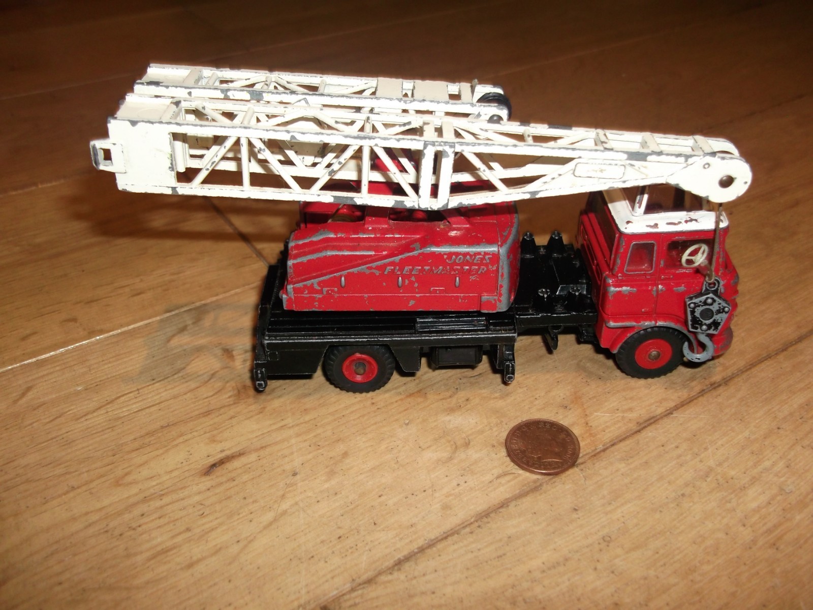 Jones Dinky Fleetmaster Cantilever Crane DINKY TOYS Toys - 970 