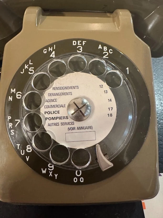 🤎 Téléphone Socotel S63 Marron – Édition Vintage 1960s-1980s - Photo 3/4