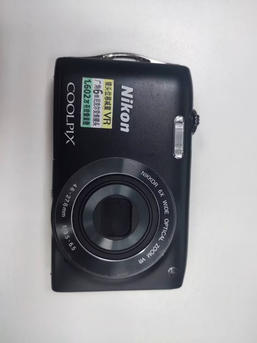 Nikon COOLPIX S3300 Digital Camera Black 16.0MP 6x Optical Zoom NIKKOR Lens