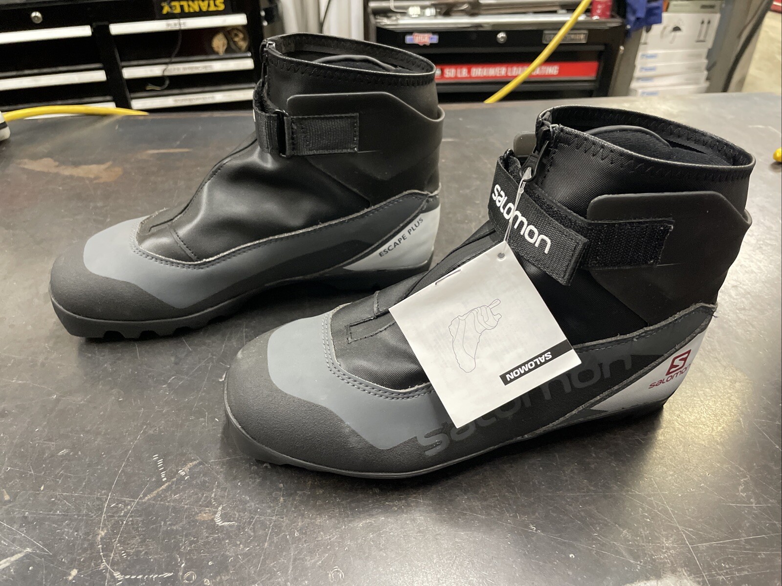 Scarpe da sci di fondo Salomon Escape Plus Prolink taglia 8 5 uomo 3M Thinsulate