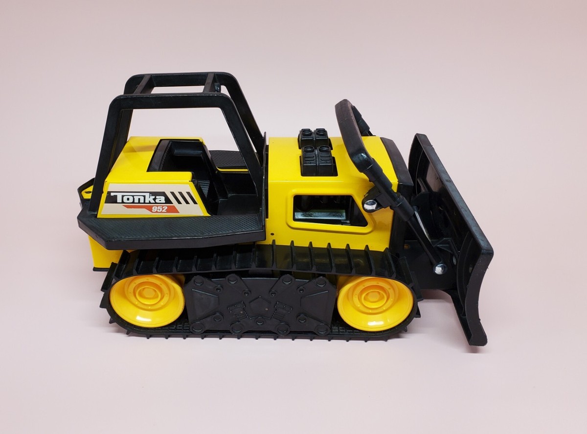 Tonka 952 Steel Classics Bulldozer Metal N Plastic Built Toy Truck
