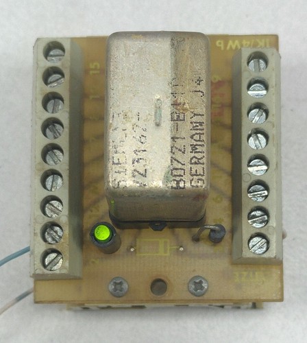 Lutze 1K/4WB Siemens V23162 B0721-B110 Relay Module Interface - Picture 2 of 14