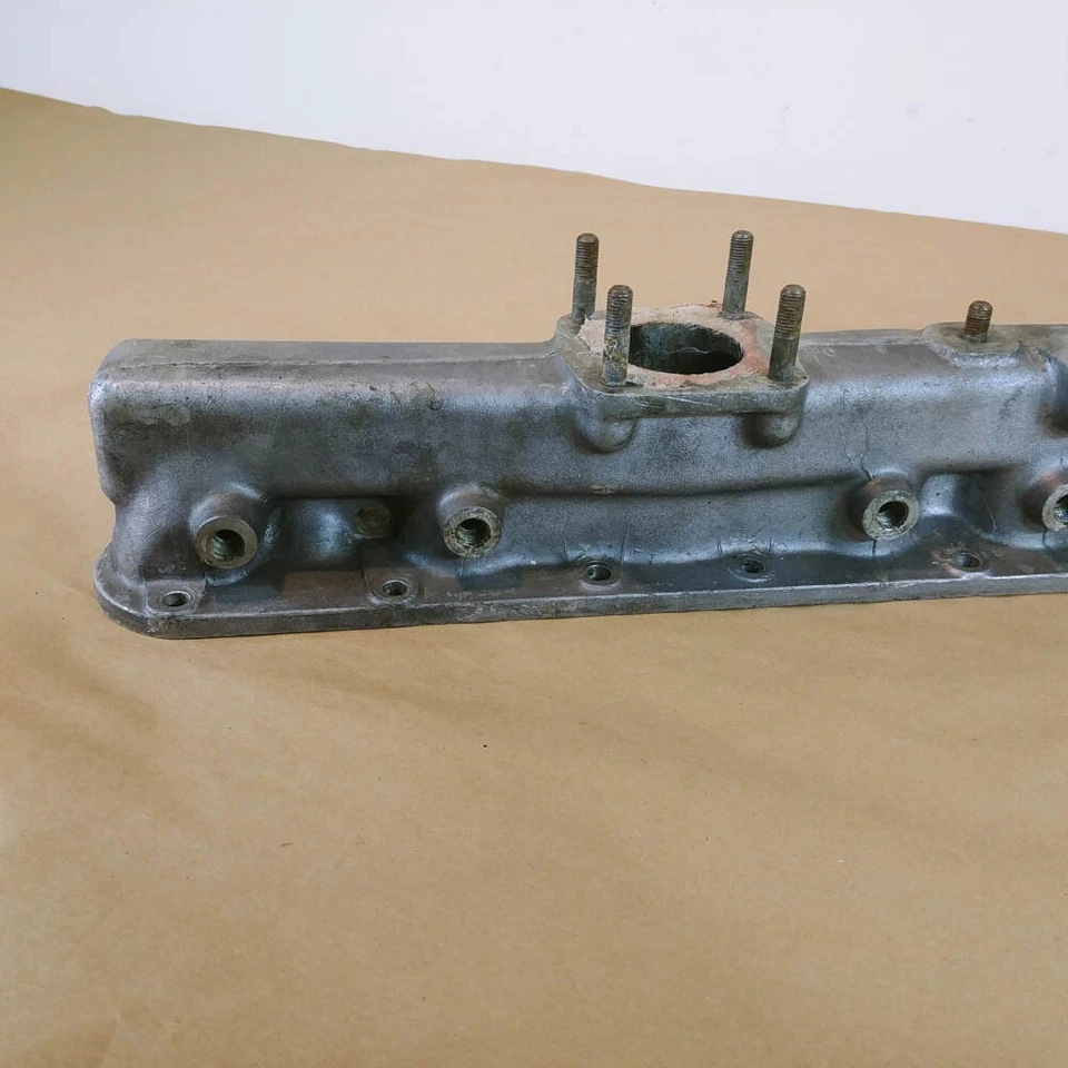 Colector de admisión de carburador doble original Jaguar XK150 MK2 SU C14809A fabricante de equipos originales Foto 2 de 4