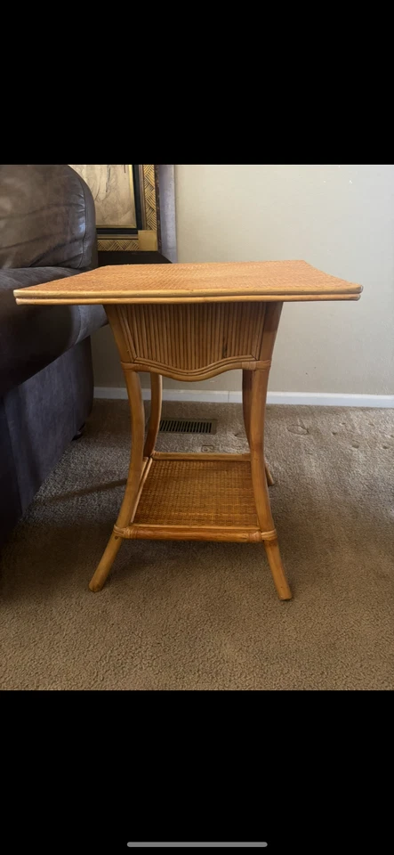 PAR Mesa auxiliar vintage de bambú Ratán mesa auxiliar soporte para plantas MCM mesa tropical Foto 2 de 4