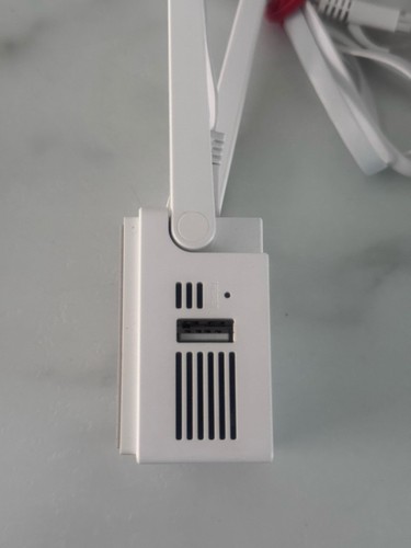 Wyze Cam Outdoor Starter Bundle Camera (Cameras + Base Station) - Picture 6 of 7