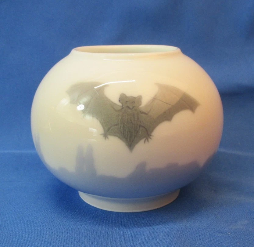 Antique Royal Copenhagen Art Nouveau 225/42a Small Bat Bud Vase Toothpick Holder
