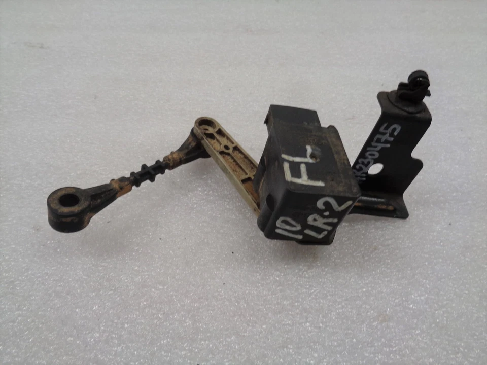 08-12 Land Rover LR2 Front Left Driver Height Control Level Sensor OEM AK230475 - Image 4 of 4