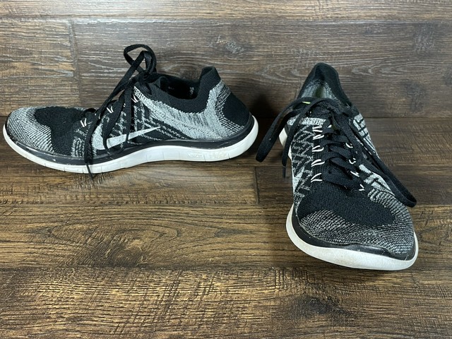 nike free 4.0 flyknit black and white