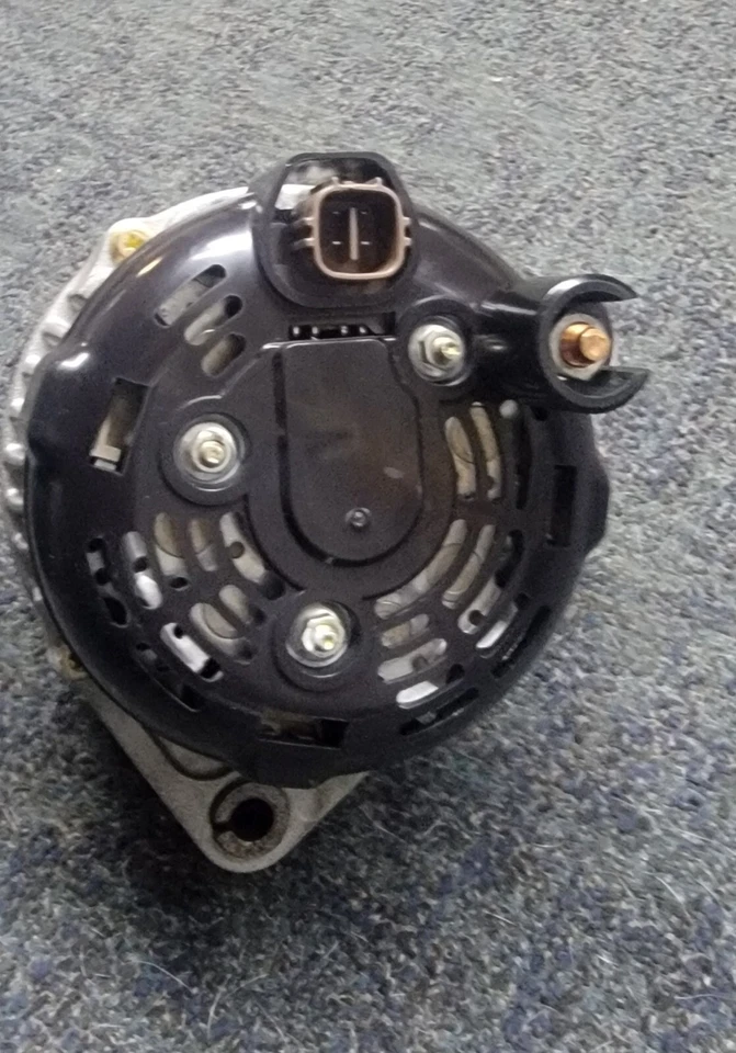 Alternador para 2001-04 Honda Pilot Odyssey Acura MDX 3.5L 130A 13918 104210-3090 - Imagem 4 de 4