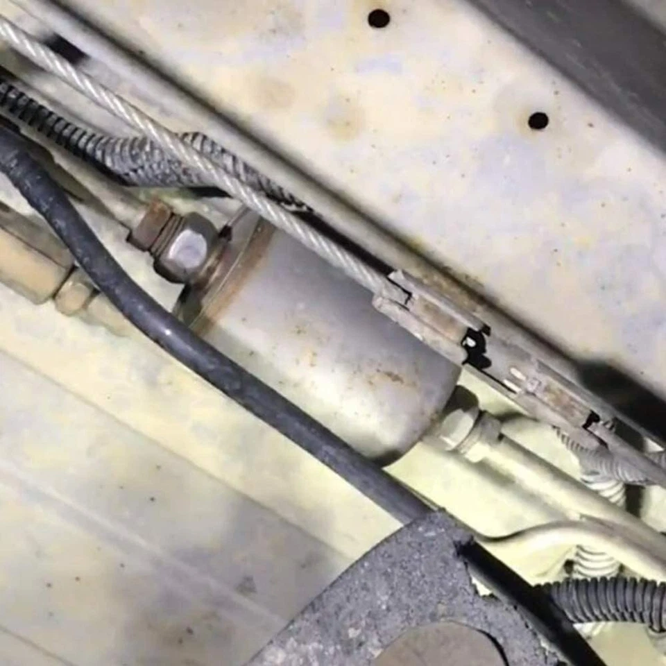 Fuel Filter FOR Chevy GF652 25171792 Free Shipping - Image 4 of 4