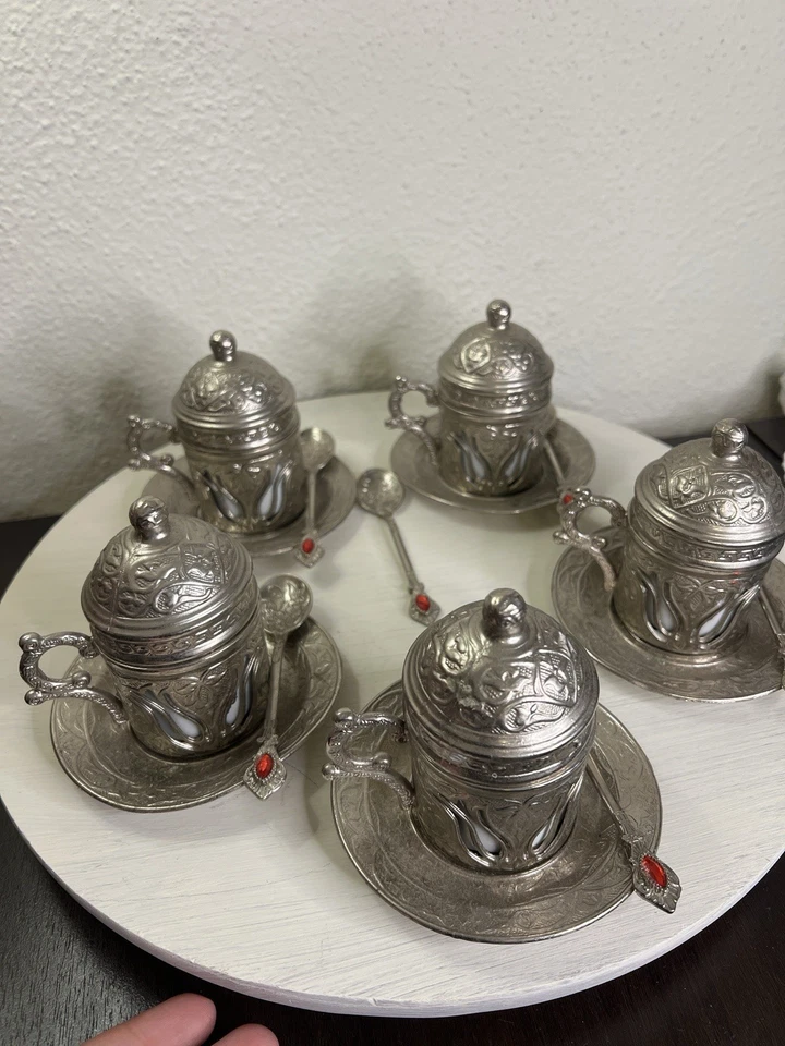 Juego de 5 cucharas de té y café turco con joyas rojas Foto 4 de 4