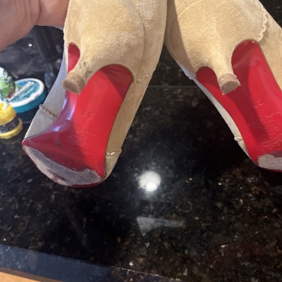 christian louboutin Shoes Kitten heels 37 Beige Suede Paris Red