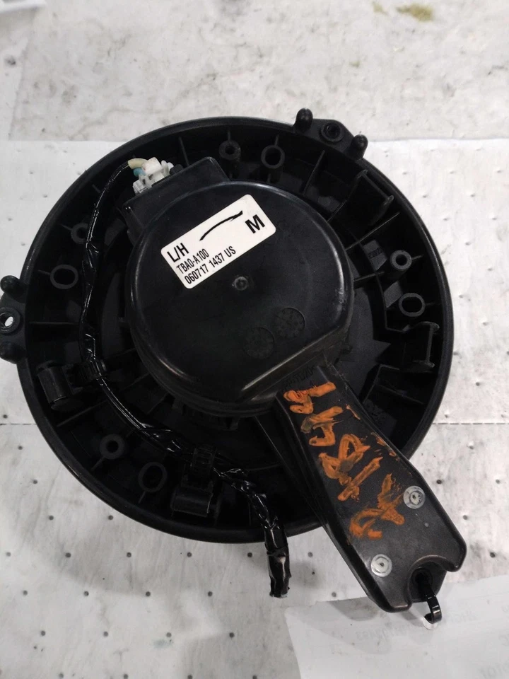 Used HVAC Blower Motor fits: 2017 Honda Civic  Grade A - Image 2 of 4