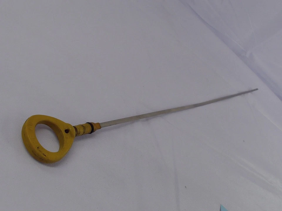 Оригинальный масляный щуп двигателя Toyota Tundra 2000-2006 годов выпуска - Изображение 4 из 4