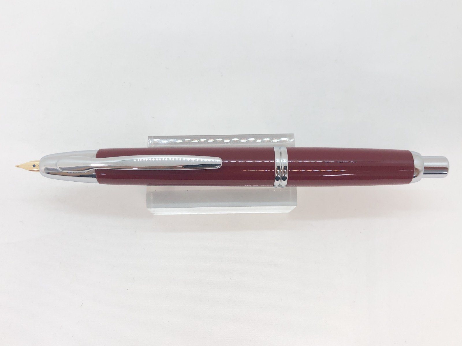 PILOT Japan Pilot Capless Fountain Pen, Silver, Deep Red, M, 716