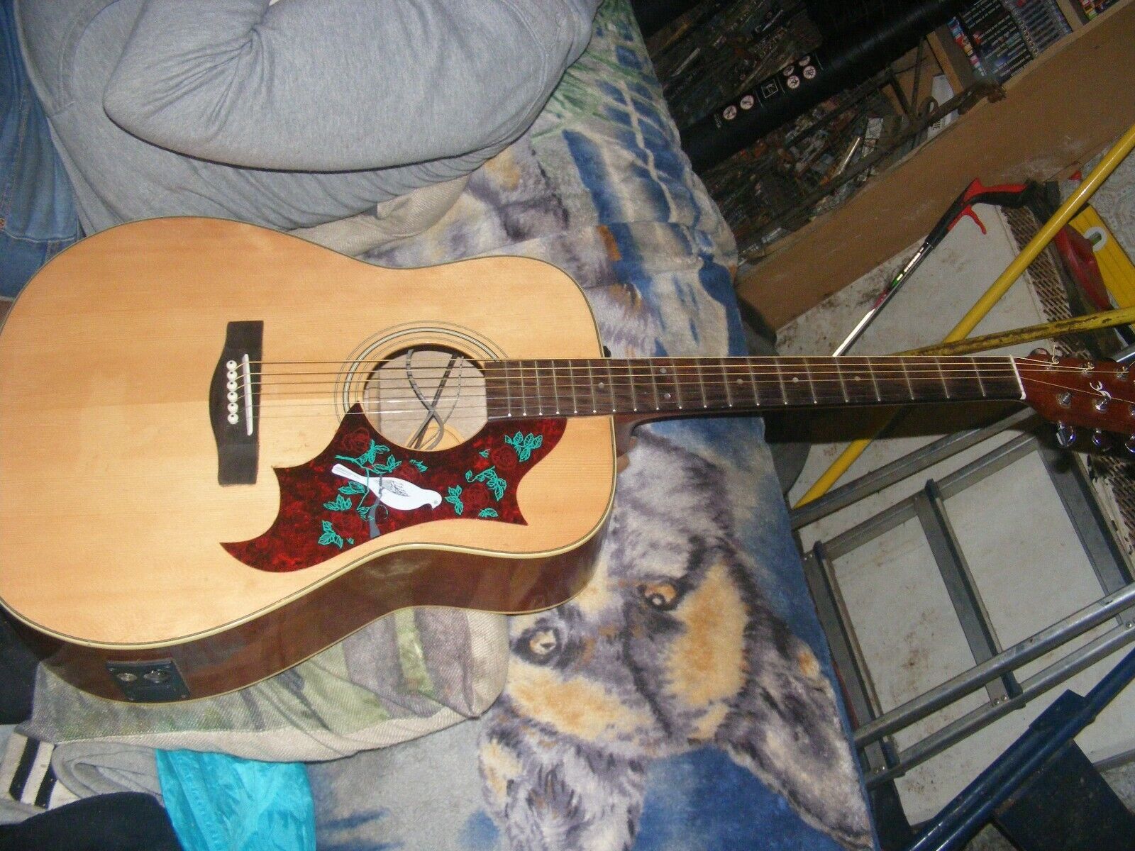 Yamaha F370 Electro Acoustic Guitar -customised please read description