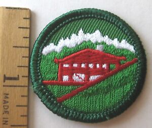 Retired Girl Scout 2001-11 Junior SCOUTING AROUND THE WORLD Our Chalet Patch NEW