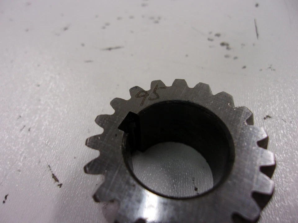 Engranaje de transmisión primario Yamaha DT 175 1975 Foto 4 de 4