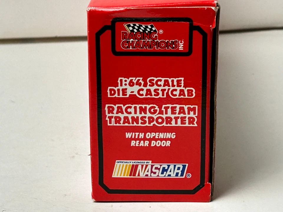 Racing Champions Camión semi y Pontiac de carreras Bahari a escala 1:64 con caja original Foto 3 de 4