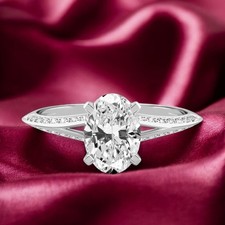 Diamond 18k Gold Ring For Wedding Lab Grown Oval 1.6Carat IGI Certified White