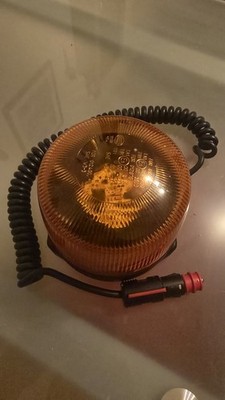 Rundumkennleuchte 24 V 10 W gelb amber LED HELLA für u.a. DAF LKW PkW 2RL 010979