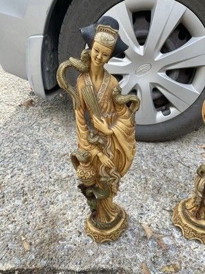 2 Faux Ivory Asian Porcelain Figurines Asking For Best Offer  New Condition