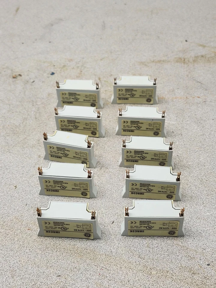 NEW BOX OF 10 GENERAL ELECTRIC VOLTAGE SUPPRESSOR BLOCKS IMRC2K - Image 2 of 4