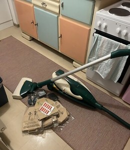 Vorwerk Kobold 131 mit Schlitten & Teppichbürste EB351 + Zubehör