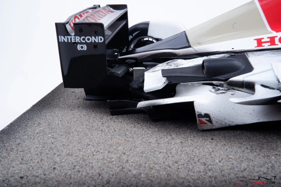Diorama BAR Honda 005 - Jenson Button crash Monaco 2003, 1:18 scale - Bild 3 von 4
