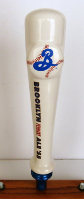  55 Brooklyn Pennant Ale Ceramic Pub Beer Tap Handle Bat-Shaped 13'' EUC