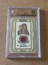 2013 Topps Allen & Ginter McKAYLA MARONEY Worn Red Outfit Relic BGS 9.5 Olympics