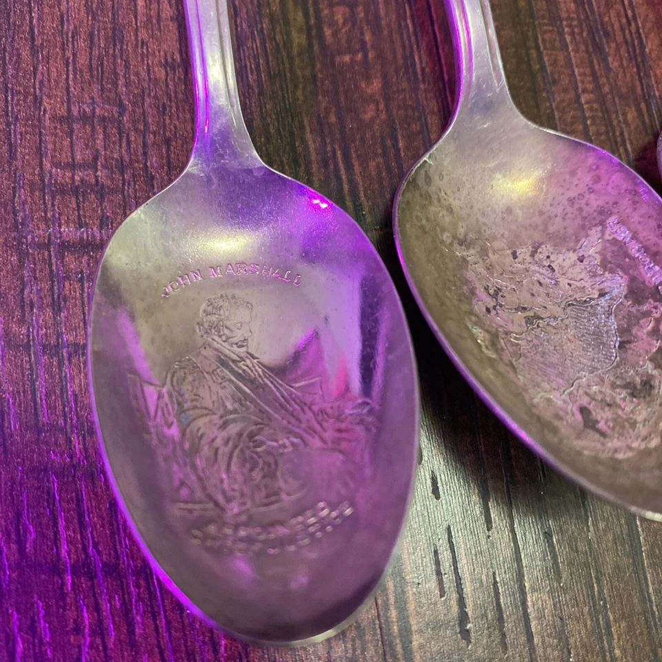 Juego de cucharas presidenciales plateadas vintage de los padres fundadores de Wm Rogers JFK EE. UU. Foto 2 de 4