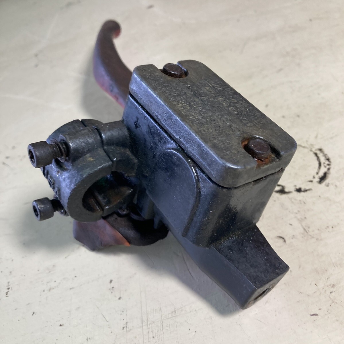 For John Deere Gator 4x2 TE 6x4 E M TH TS TX Shock Absorber Upper