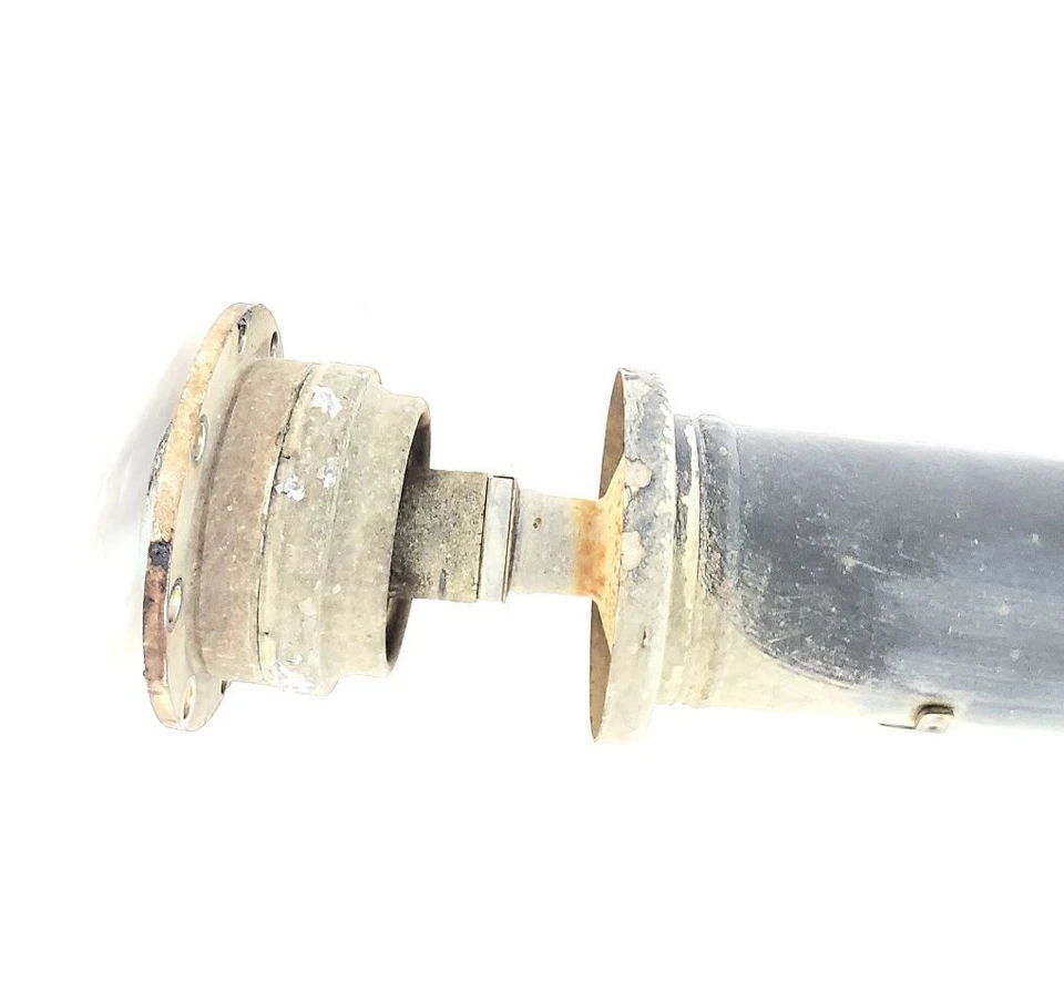 Nissan Titan XD 2017 2018 2019 OEM eje de transmisión trasero 5,0 L 151,6"" WB Foto 3 de 4