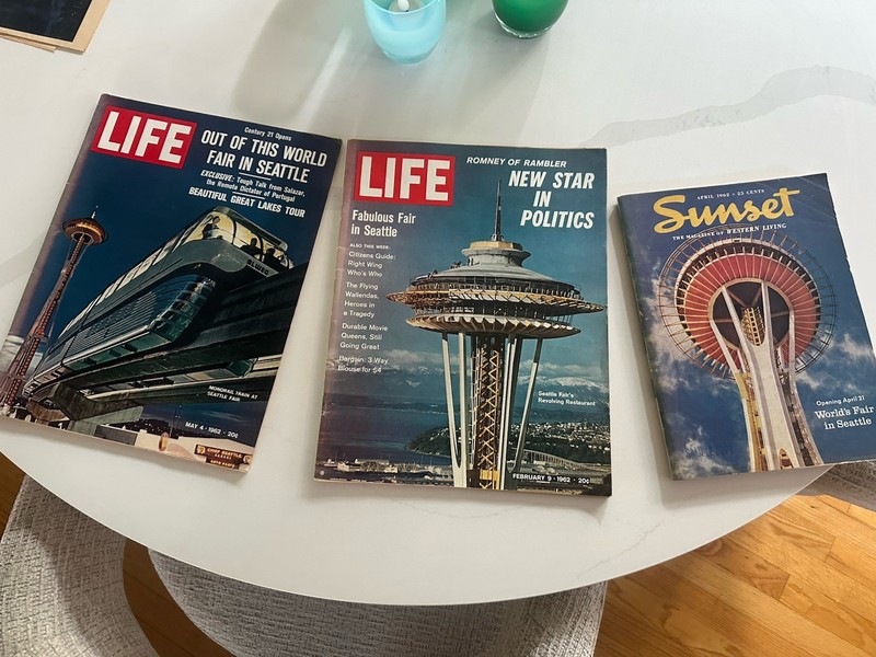 3 Vintage Seattle World’s Fair Century 21 Space Needle Magazines. No Labels!
