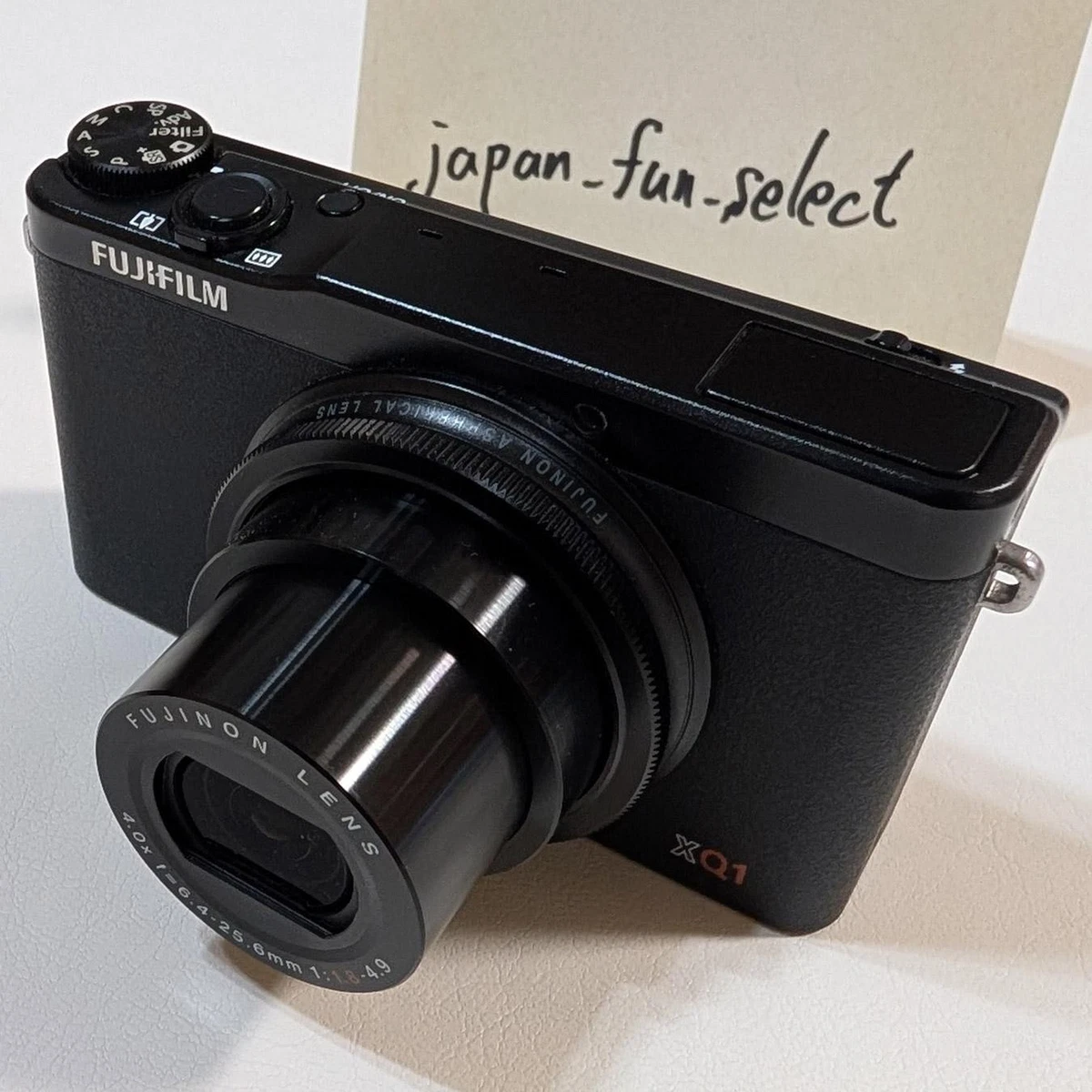 ジャンク Fujifilm XQ1 ブラック　コンデジ FUJIFILM デジタルカメラ XQ1