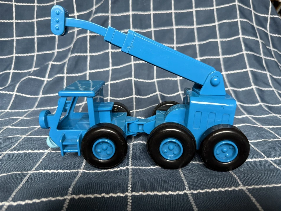 Large Bob The Builder Lofty the Crane Friction Powered Toy 8.5” - Image 3 of 4