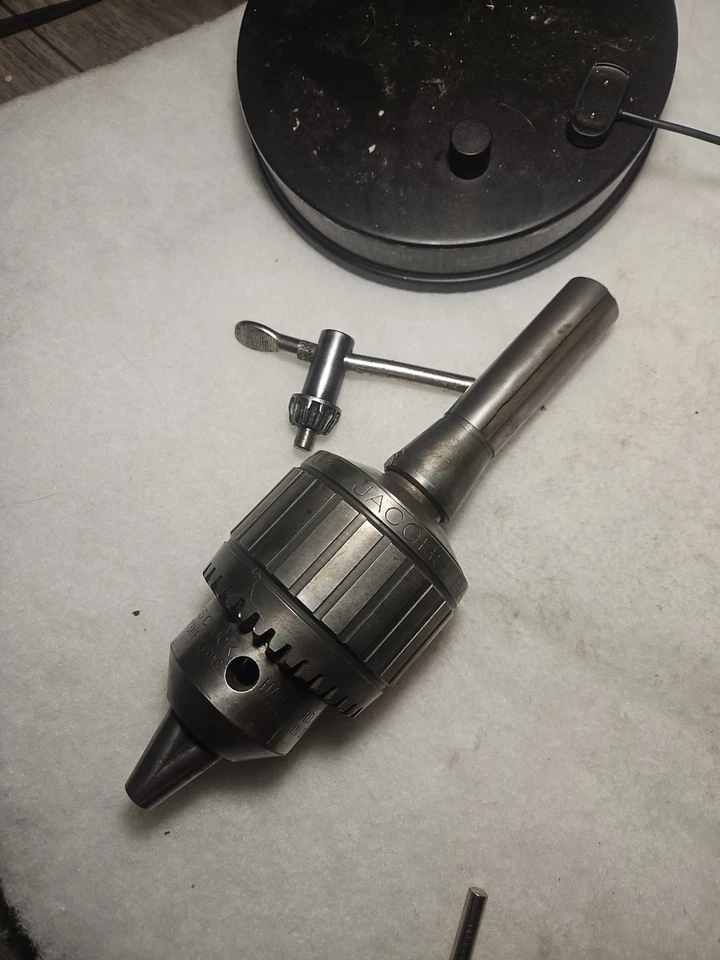 Jacobs 18N 1/8-5/8" Super Ball Bearing Drill Chuck W/key R8 Shank - Image 2 of 2