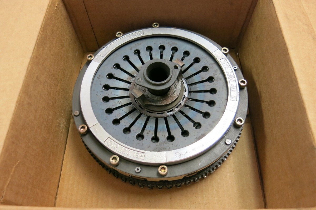 車用パーツ ひろ様 Sachs Clutch Pressure Plate Porsche 911 964 968 993 OEM