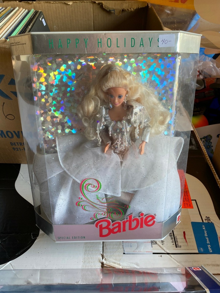 HAPPY HOLIDAY BARBIE SPECIAL EDITION 1992 w/Box. Bought in Lot. | eBay