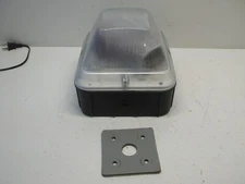 Cooper Lighting Pris Square 100W 120V MH HIX Lighting MHEC-100H-120V NOS