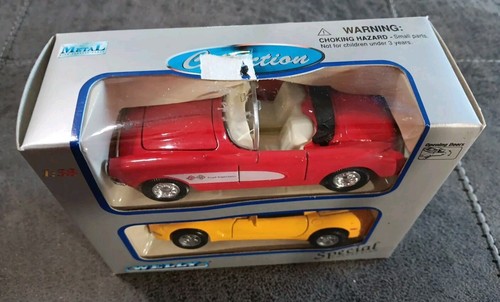 VINTAGE WELLY Chevrolet Corvette DIE-CAST (set of 2) Cars 1:38 Scale 4" (NEW) - Picture 2 of 14