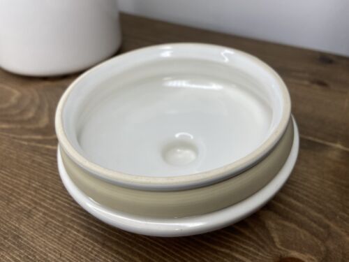 Large bhs priory white , purple & blue floral ceramic pasta pot / jar with lid - Picture 9 of 12