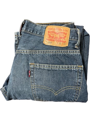Levi’s 550 Men’s Jeans 31/32 Vintage 90’s Red Tag Colombia Great Condition - Picture 2 of 4